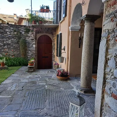 Casa Longhi Apartment