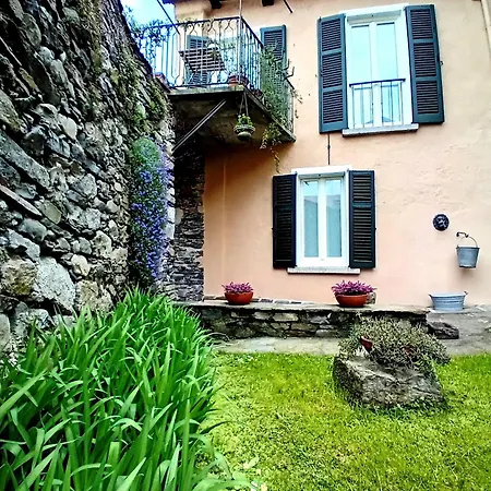 Casa Longhi *