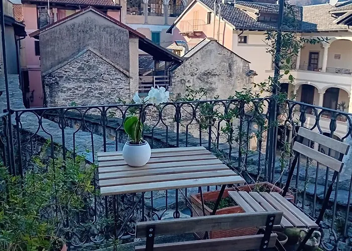 Lägenhet Casa Longhi Orta San Giulio